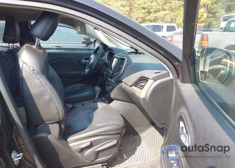 2015 Jeep Cherokee Latitude из США, поврежденный, VIN 1C4PJMCB6FW614721